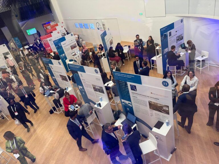 Metamorfozis vo pariz1 scaled e1761738768622