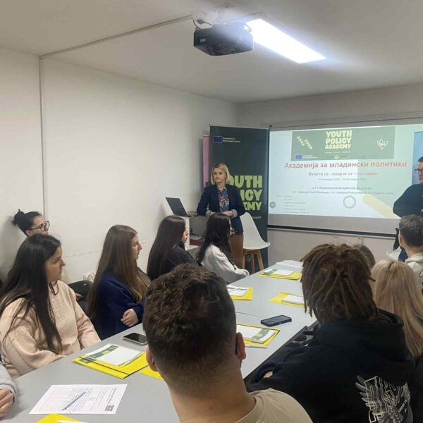 9e3e2891 c3e9 43bc a5f0 9221c929927a 600x600