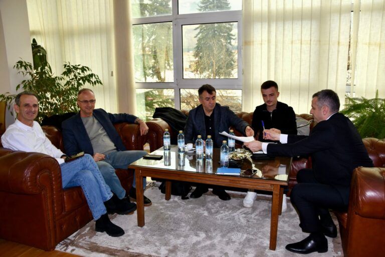 B369ecfe 859e 4ad0 b405 9c30b1937442