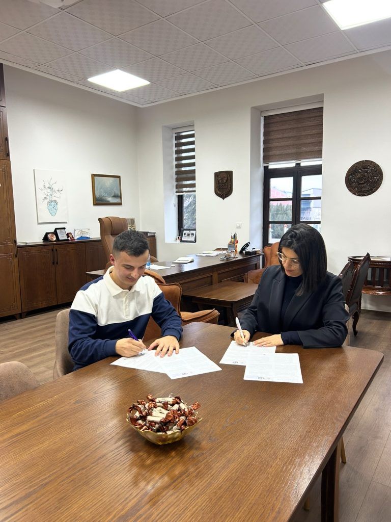 [Aggregator] Downloaded image for imported item #43672