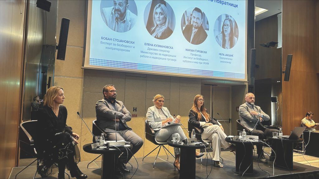 6f4237f3 f82a 490f a676 0f6d5fc2eb1f